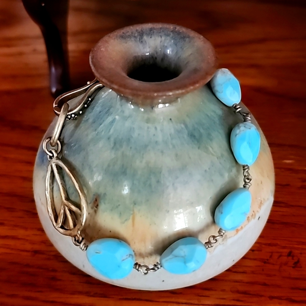 Lucky Brand  turquoise color howlite sectional bracelet.